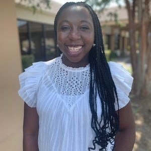 Meet your Posher, Vivian